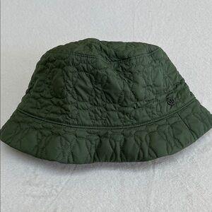 Lululemon reversible quilted bucket hat BNWT